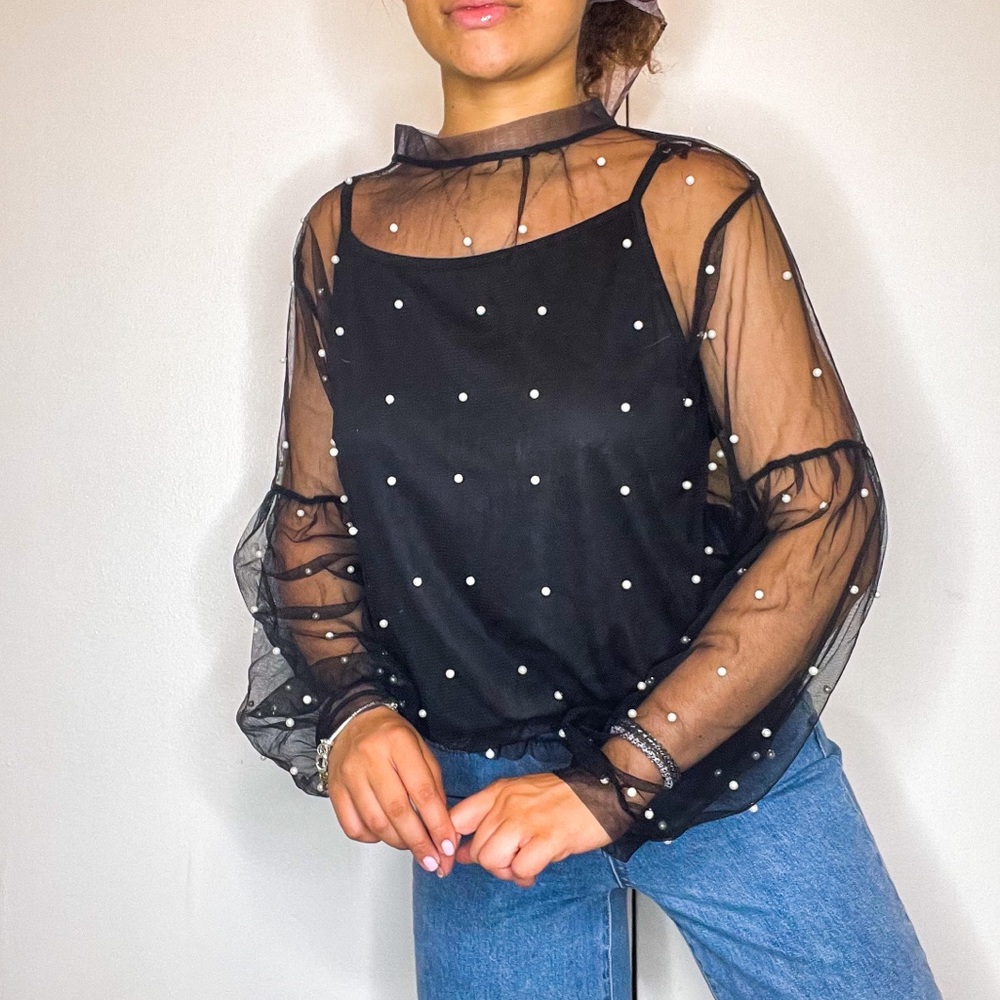 Pearl Detailed Top
